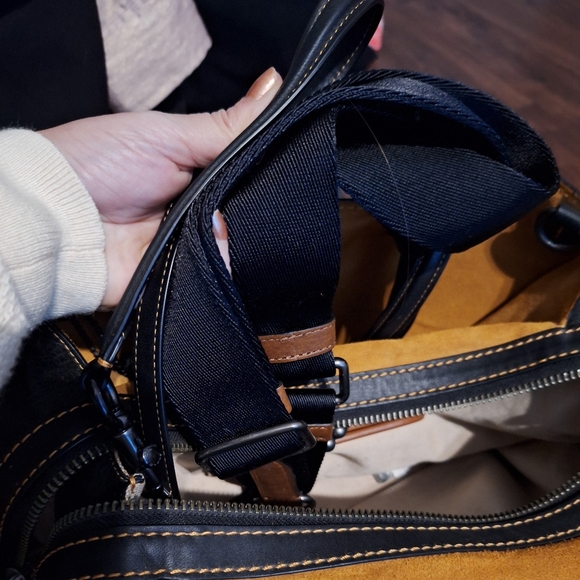 Coach Large Leather Travel Bag - Picture 10 of 12